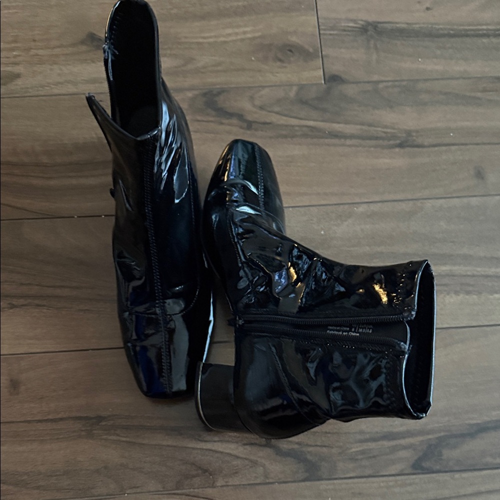 Aldo Shiny Black Ankle Boots